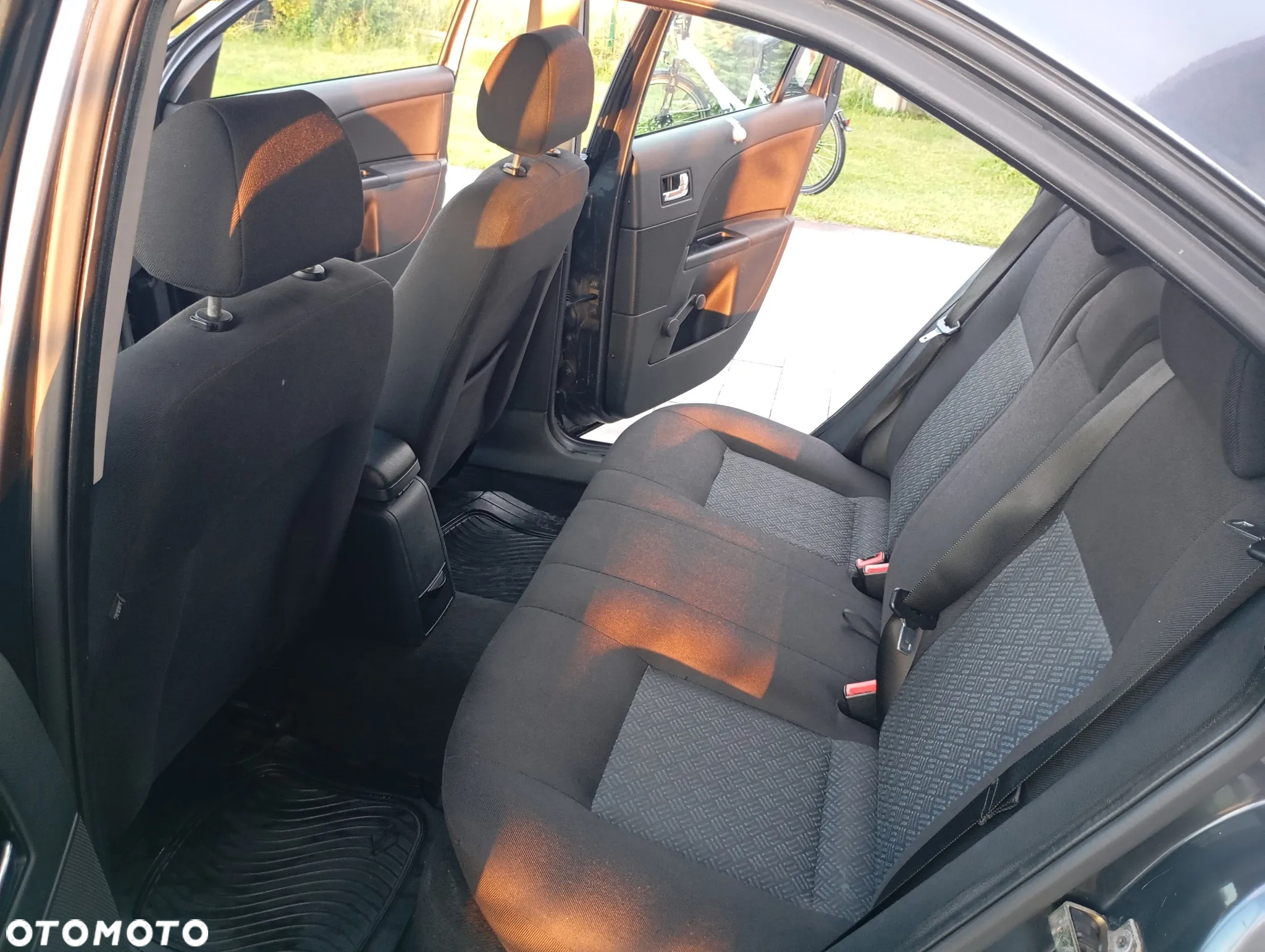 Ford Mondeo 2.0 TDCi X - 19