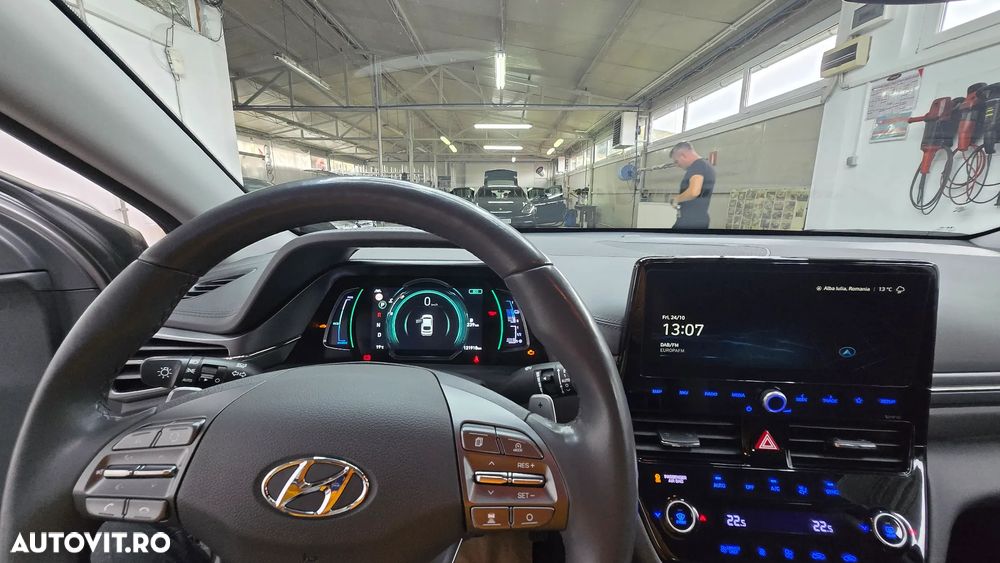 Hyundai IONIQ Plug-in-Hybrid 1.6 GDI Style - 15