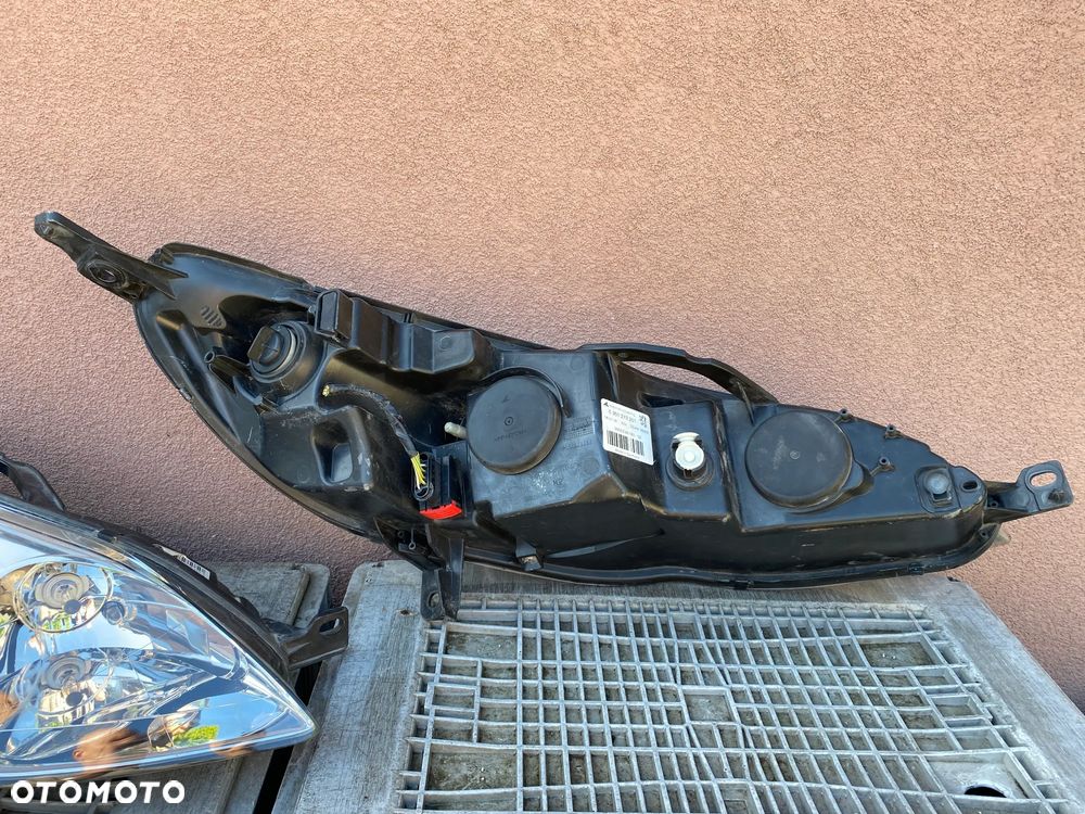 lampa peugeot 407 lewa europa cała - 2