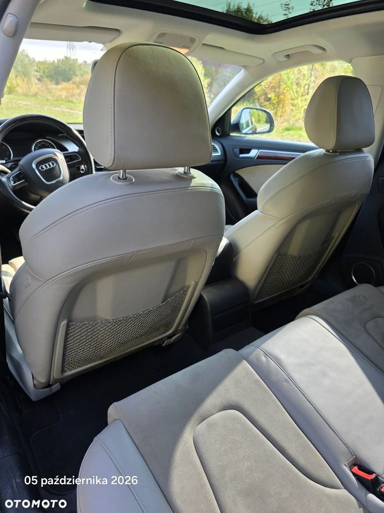 Audi A4 Allroad - 12