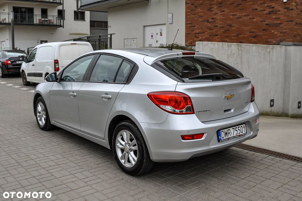 Chevrolet Cruze - 3