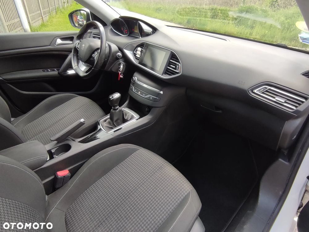 Peugeot 308 1.5 BlueHDi Business Line S&S - 14