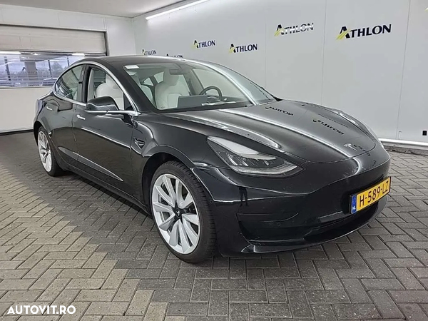 Tesla Model 3 Standard Reichweite Plus Hinterradantrieb