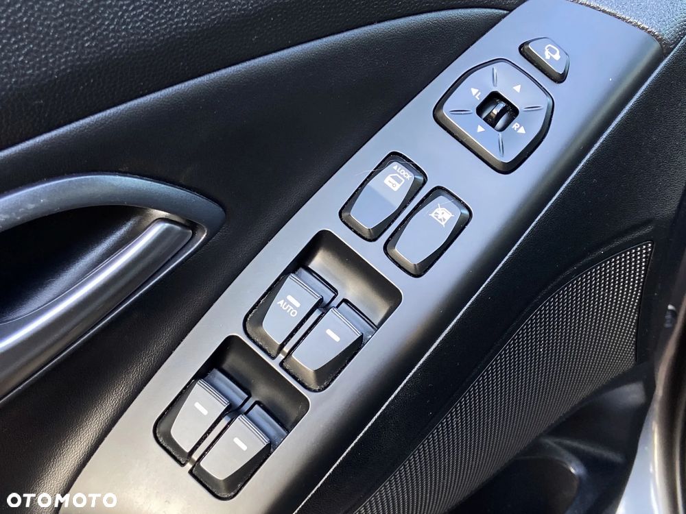 Hyundai ix35 1.7 CRDi Premium 2WD - 38