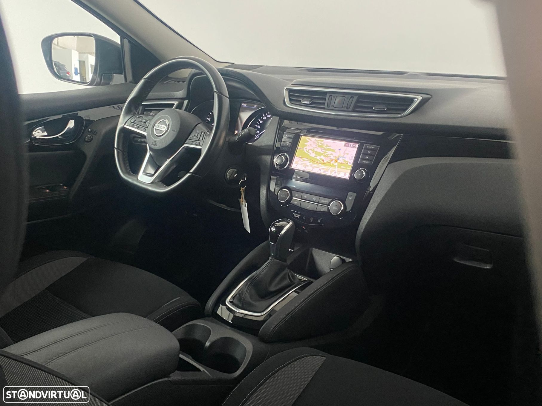 Nissan Qashqai 1.5 dCi N-Connecta DCT - 21