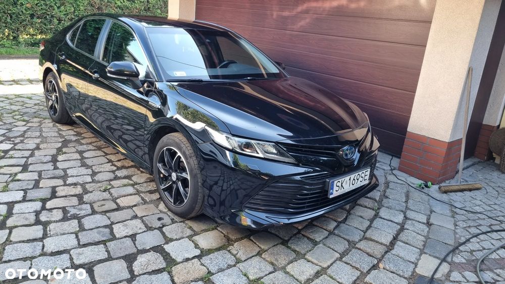 Toyota Camry 2.5 Hybrid Comfort CVT - 3
