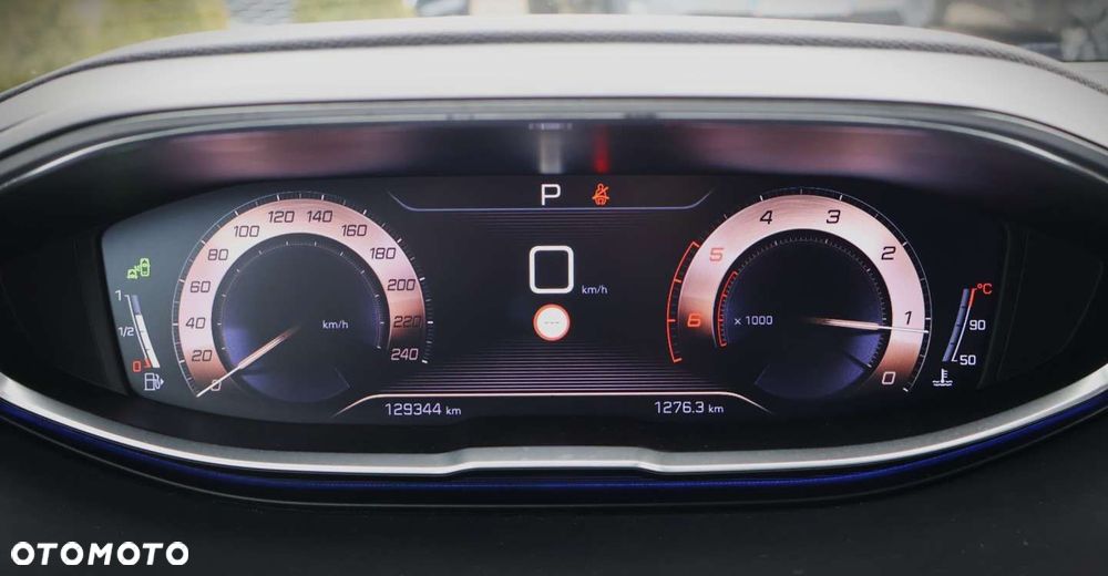 Peugeot 5008 2.0 BlueHDI Crossway S&S EAT8 - 24