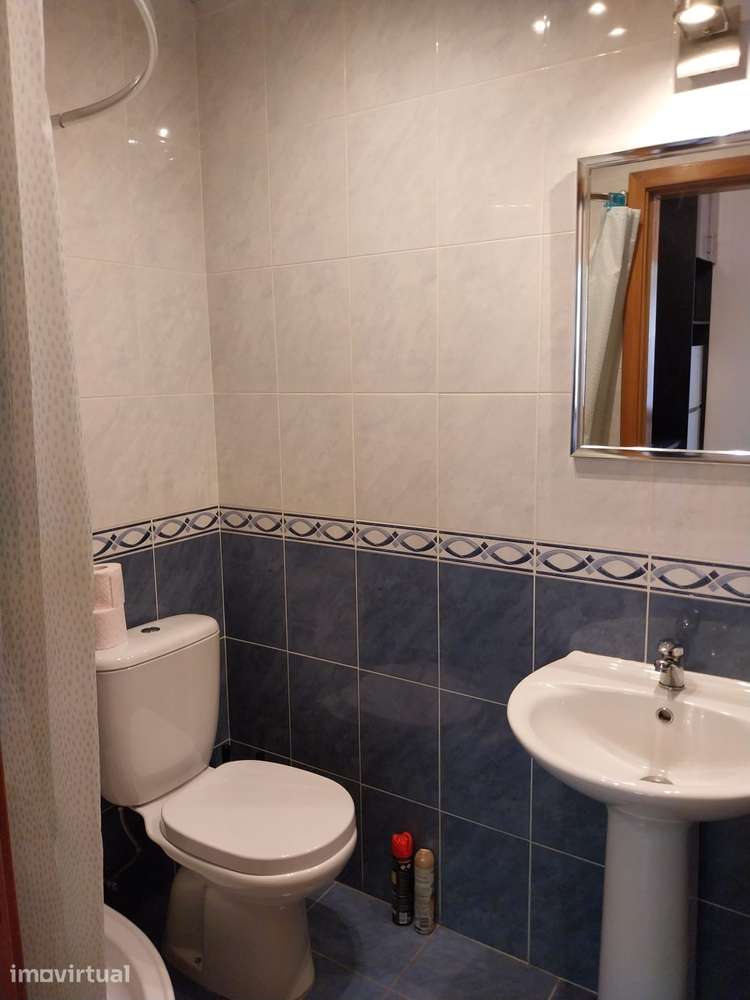 Apartamento T1, na Av Sá da Bandeira - Coimbra - Grande imagem: 4/8