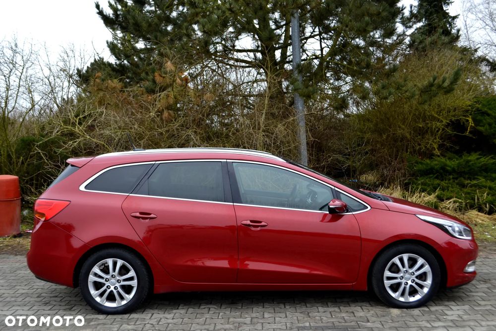 Kia Ceed 1.6 GDI L DCT - 11