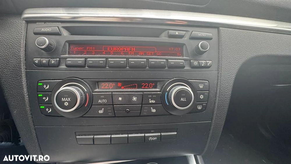 BMW Seria 1 118d DPF - 11
