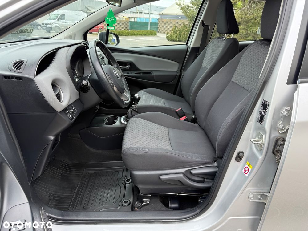 Toyota Yaris 1.33 Luna - 16