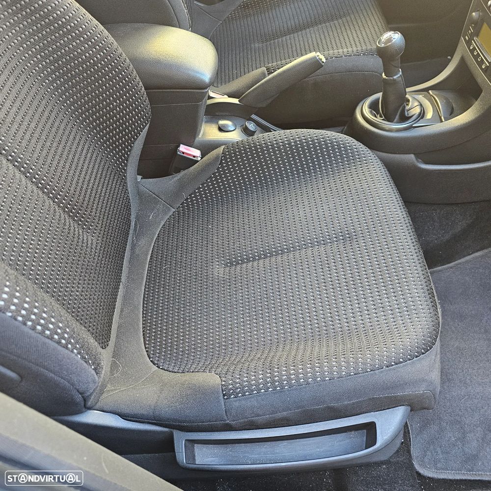 Citroën C4 1.6 HDi SX Airdream - 33