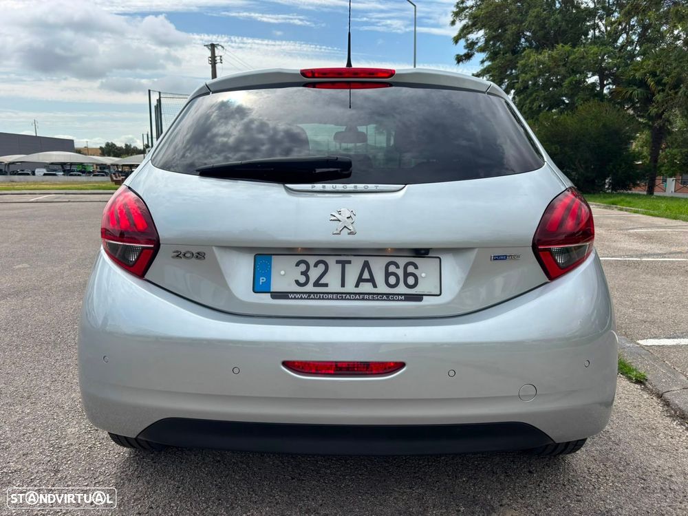 Peugeot 208 1.2 PureTech Style - 9