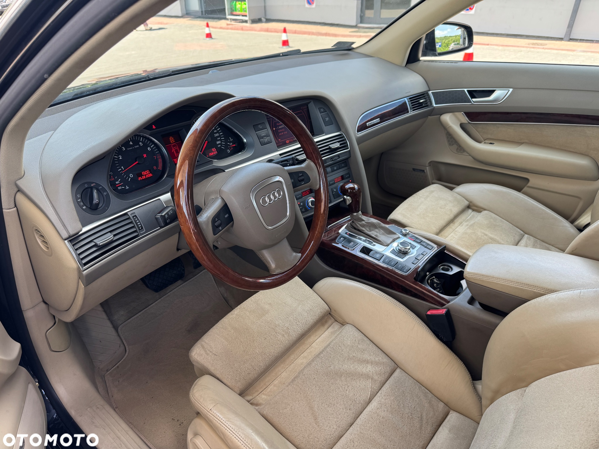 Audi A6 4.2 Quattro Tiptronic - 12