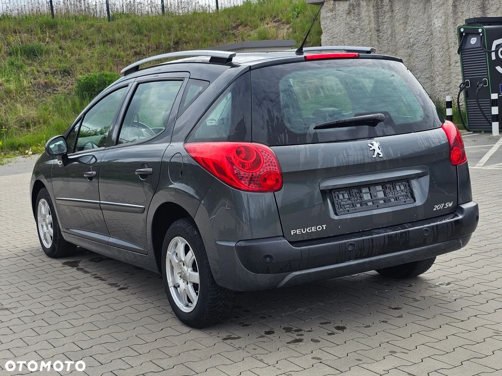 Peugeot 207 1.4 16V Trendy - 4