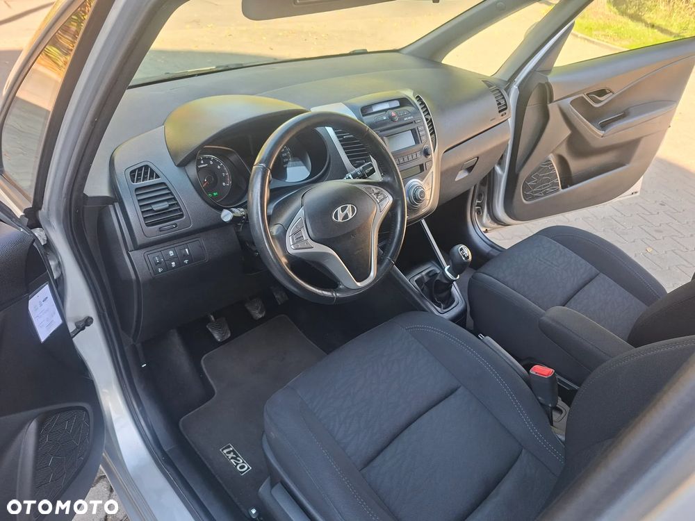 Hyundai ix20 1.4 Trend - 20