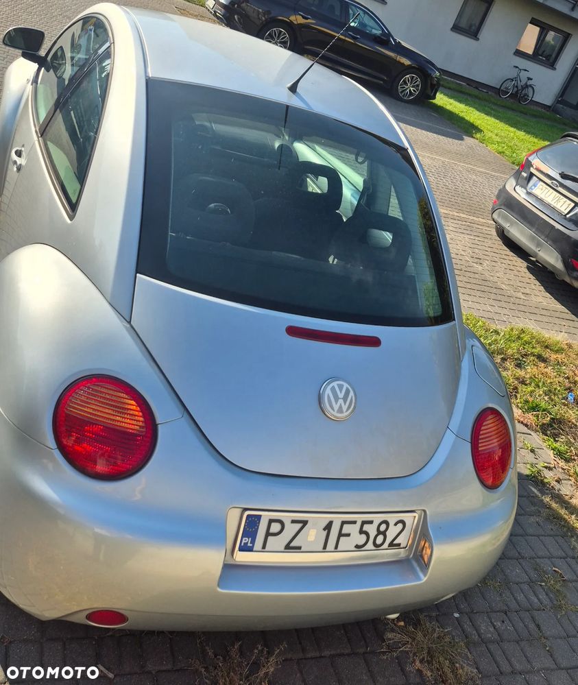 Volkswagen New Beetle 2.0 - 24