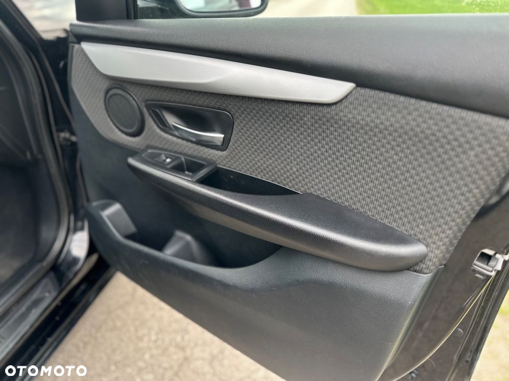 BMW Seria 2 218d Luxury Line - 30