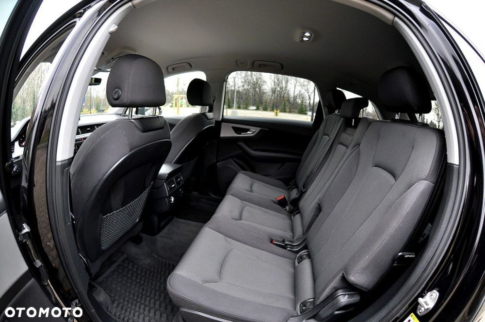 Audi Q7 - 9