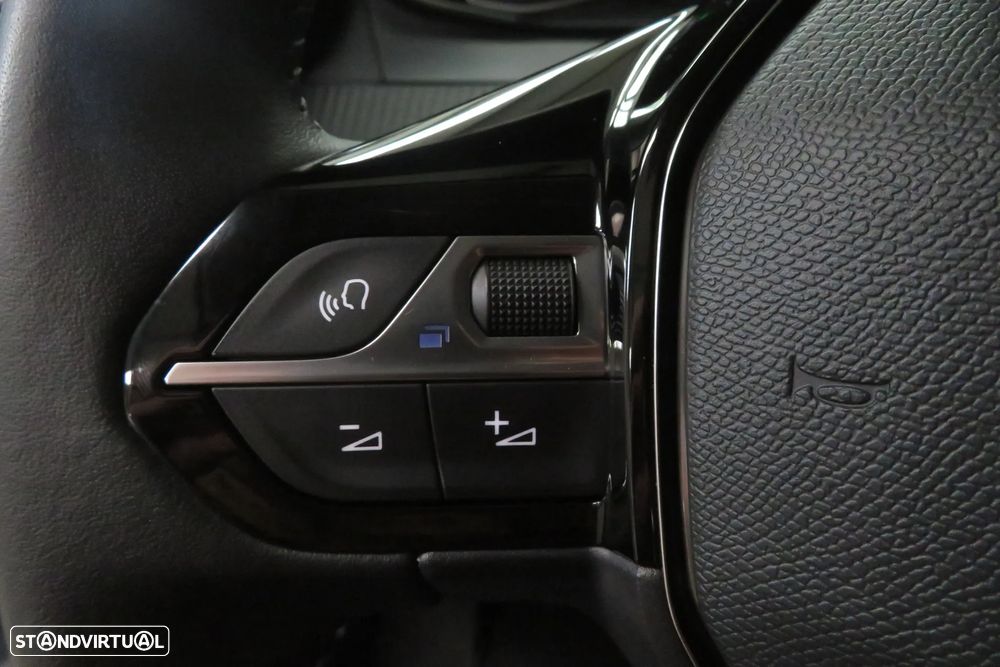 Peugeot 208 1.2 PureTech Active Pack - 20