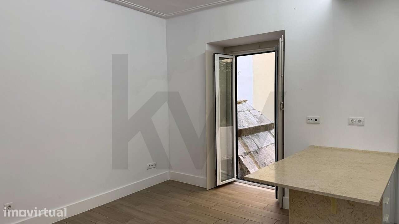 Apartamento T2 no Chiado com Terraço Privativo - Grande imagem: 4/21