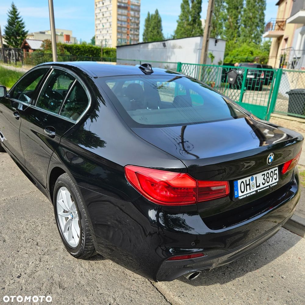 BMW Seria 5 520i M Sport sport - 10