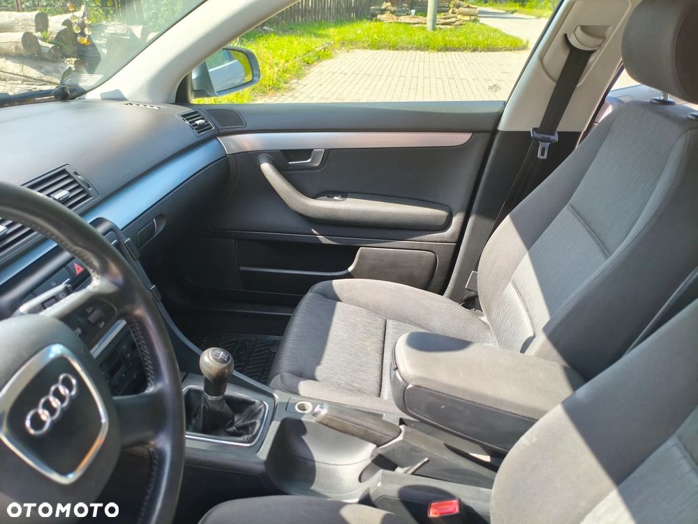 Audi A4 Avant 2.0 TDI - 27