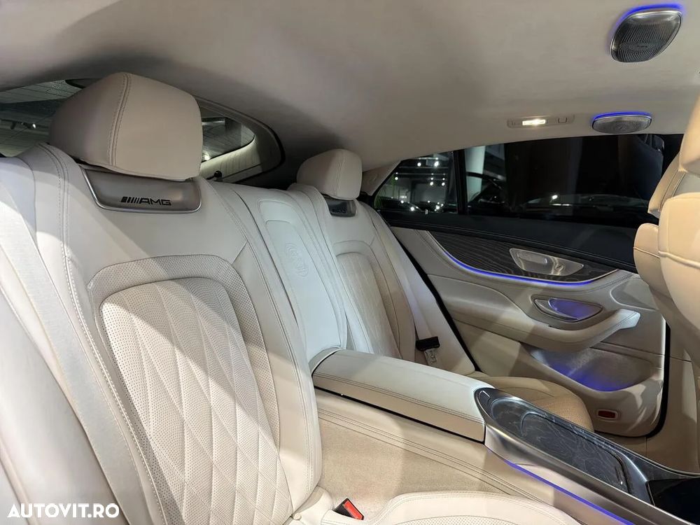 Mercedes-Benz AMG GT 53 4MATIC+ - 25