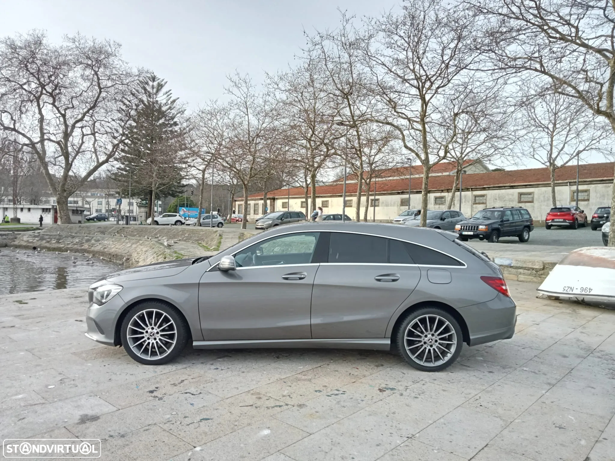 Mercedes-Benz CLA 180 Shooting Brake d 7G-DCT Urban - 29