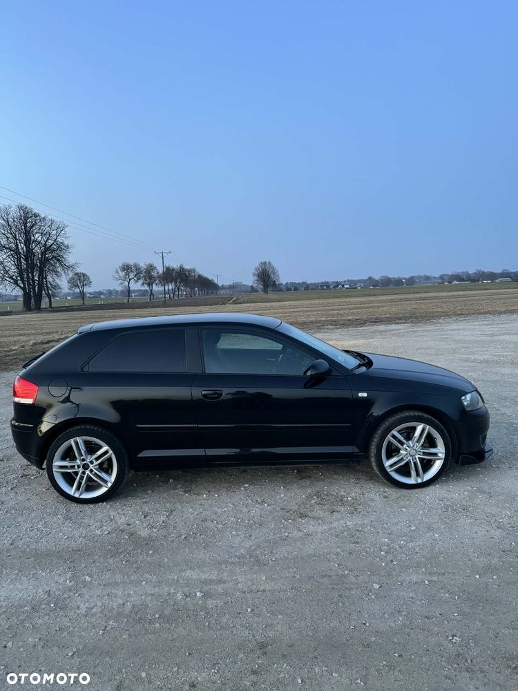 Audi A3 3-drzwiowe 1.6 FSI Ambiente - 4