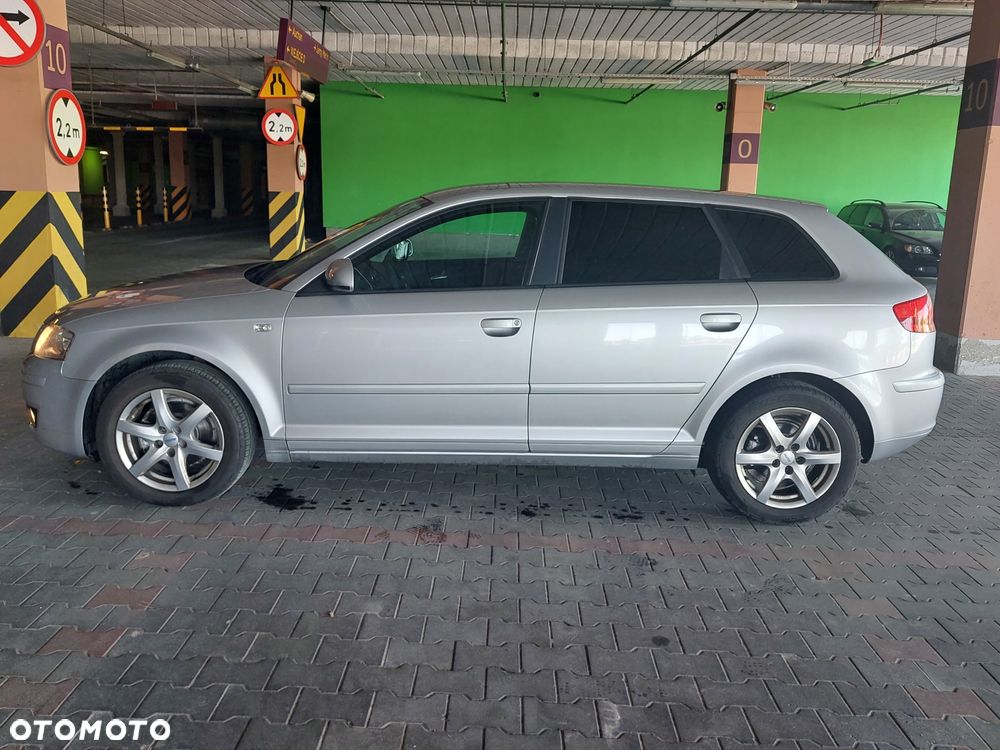 Audi A3 Sportback 1.6 tiptronic Ambiente - 6