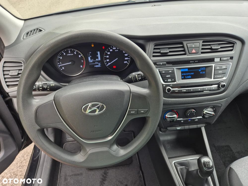Hyundai i20 - 14