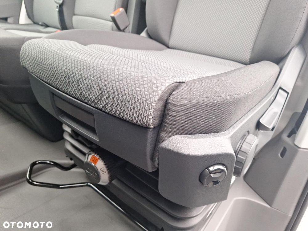 Volkswagen Crafter 35 furgon wysoki dach, 2,0 TDI 177KM, przedni, 6-bieg manualna 3640 mm, Euro 6 - 24