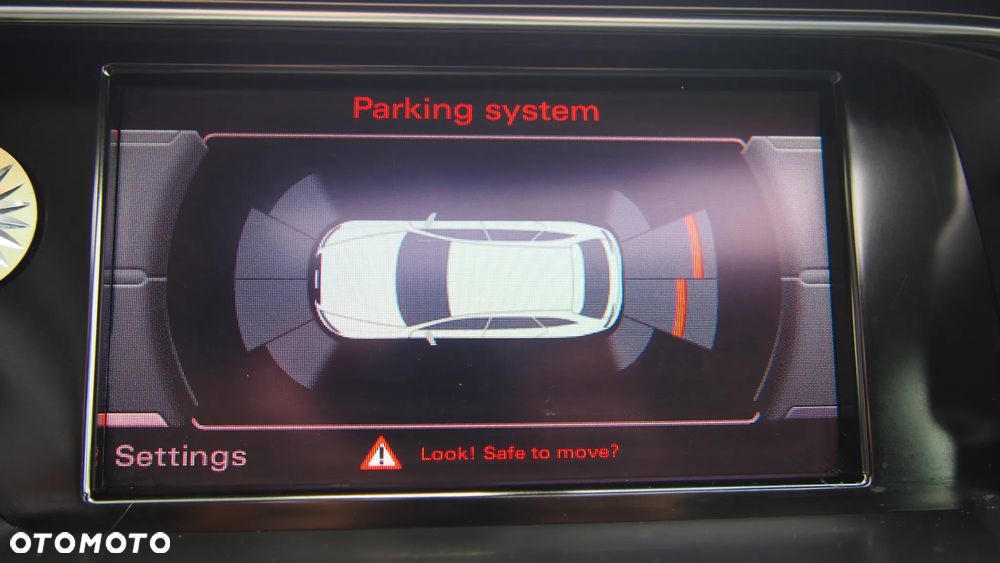 Audi A4 Avant 2.0 TDI DPF Ambiente - 13