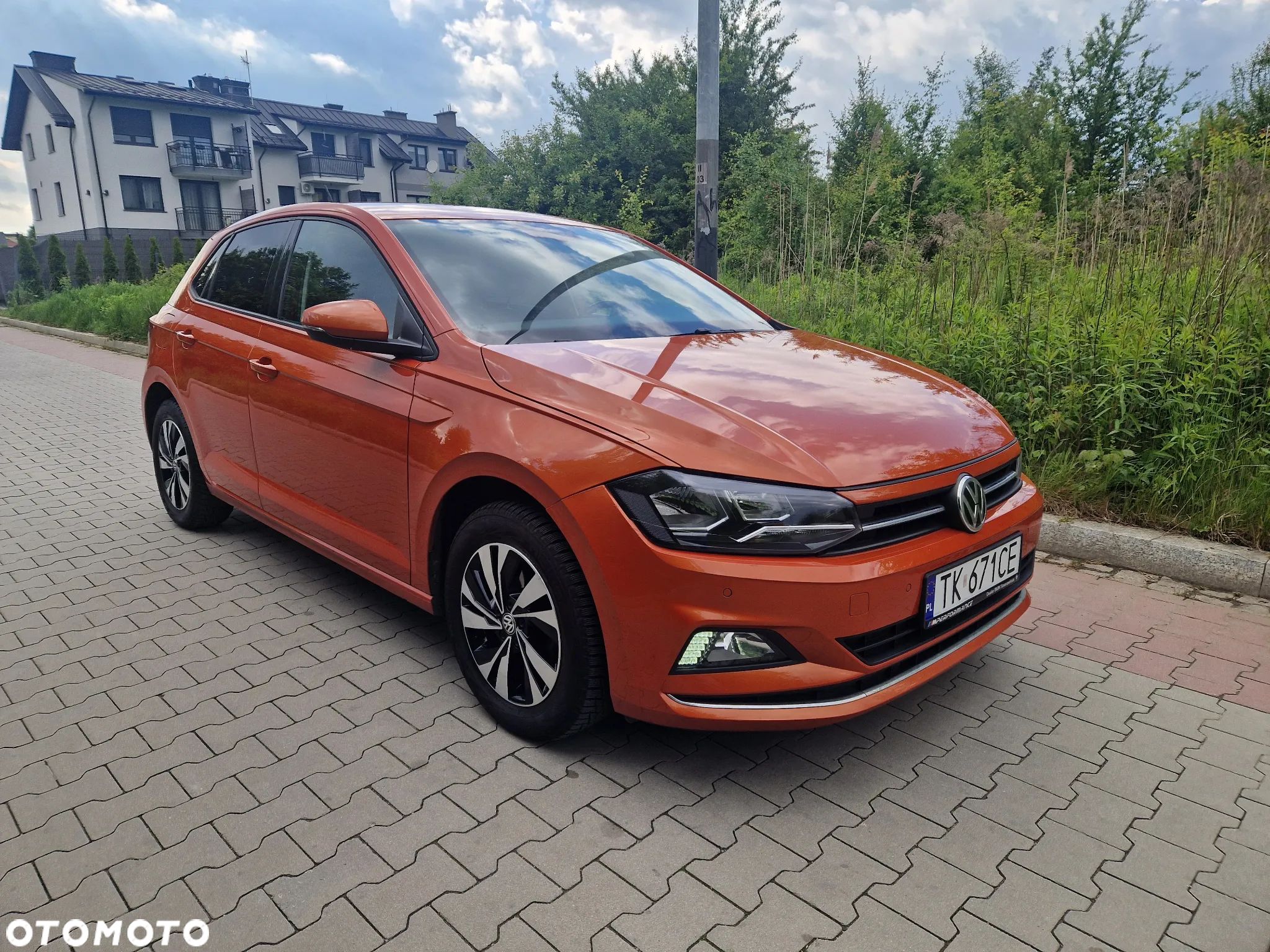 Volkswagen Polo - 1