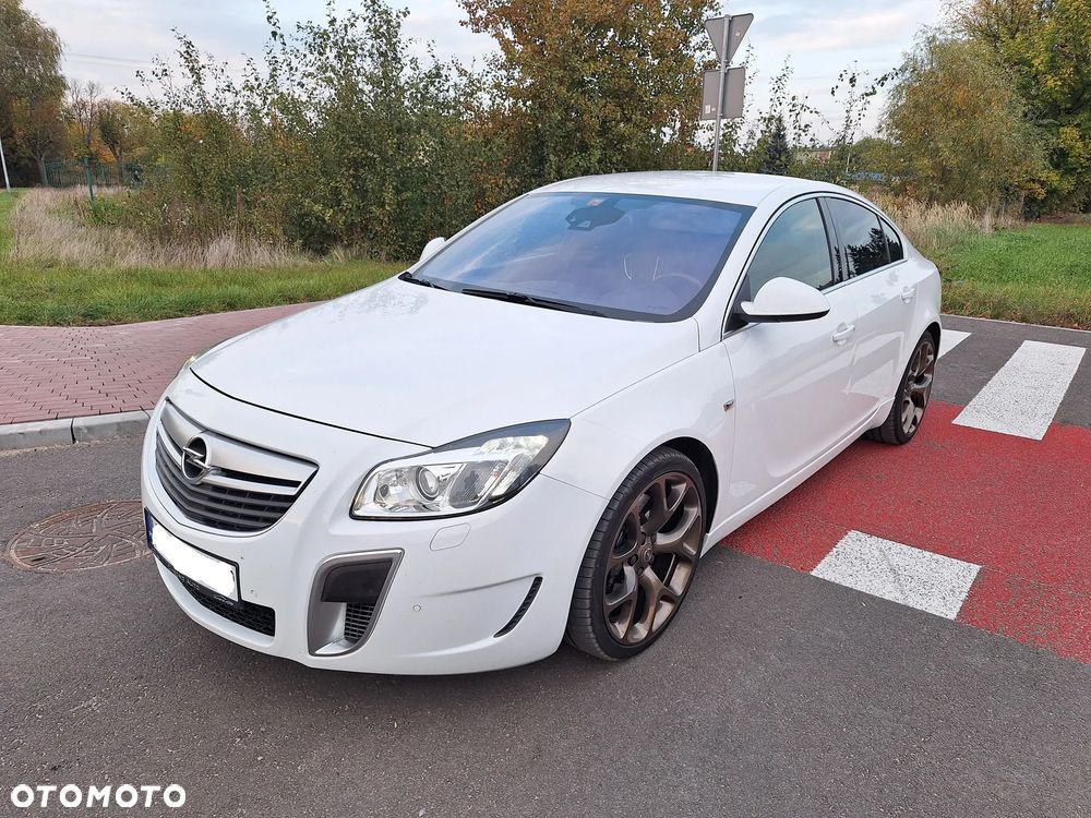 Opel Insignia - 1