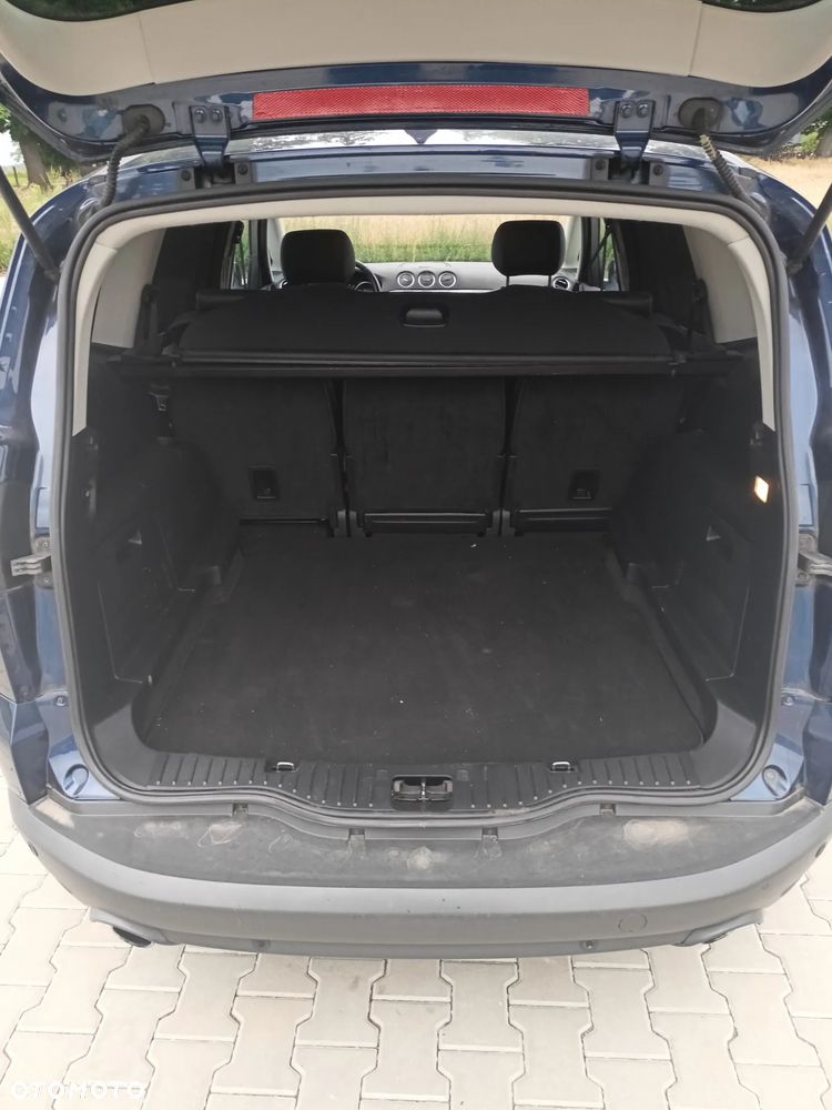 Ford S-Max 2.5 Titanium - 19