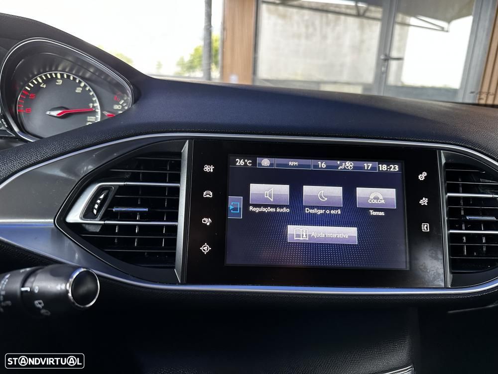 Peugeot 308 1.6 BlueHDi Allure - 30