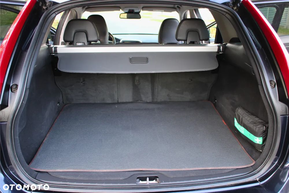 Volvo XC 60 D3 Ocean Race - 12