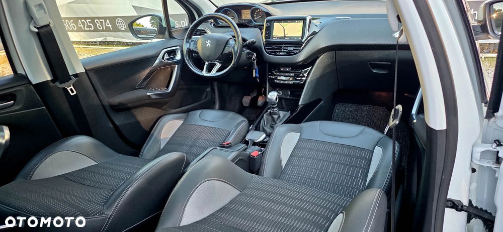 Peugeot 2008 - 16