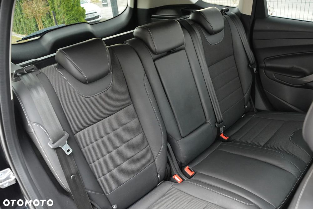 Ford Kuga 2.0 TDCi 2x4 Individual - 34