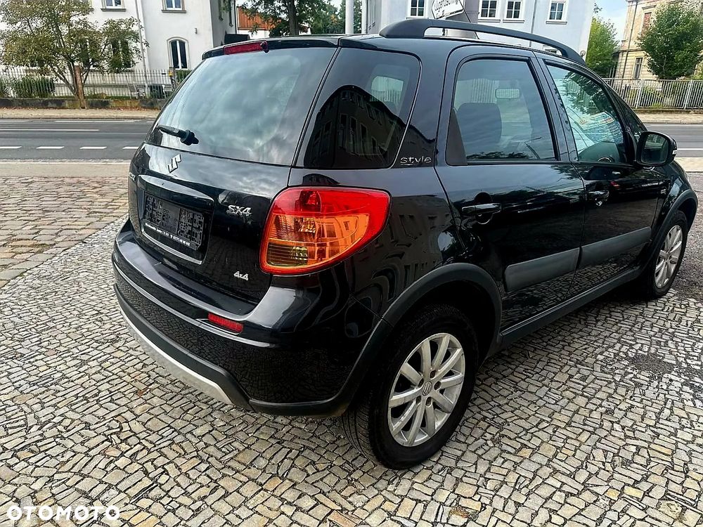 Suzuki SX4 - 10