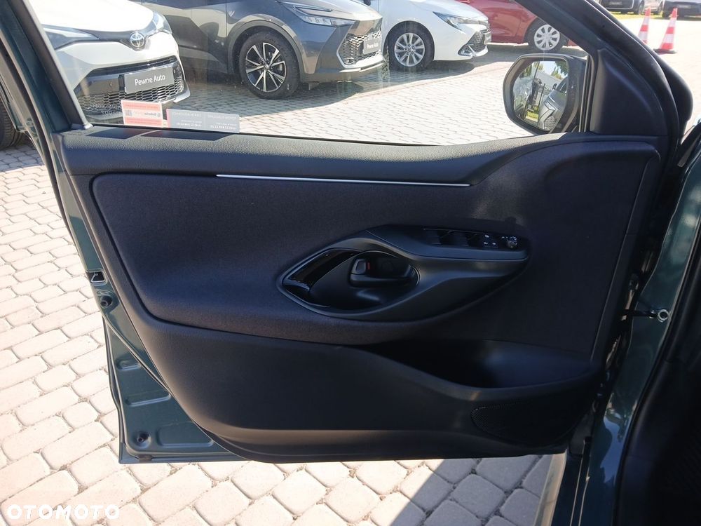 Toyota Yaris Hybrid 1.5 Executive - 38