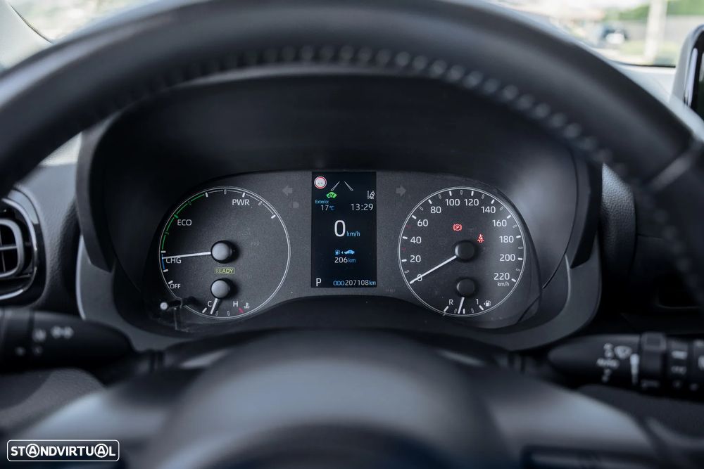 Toyota Yaris 1.5 HDF Comfort - 25