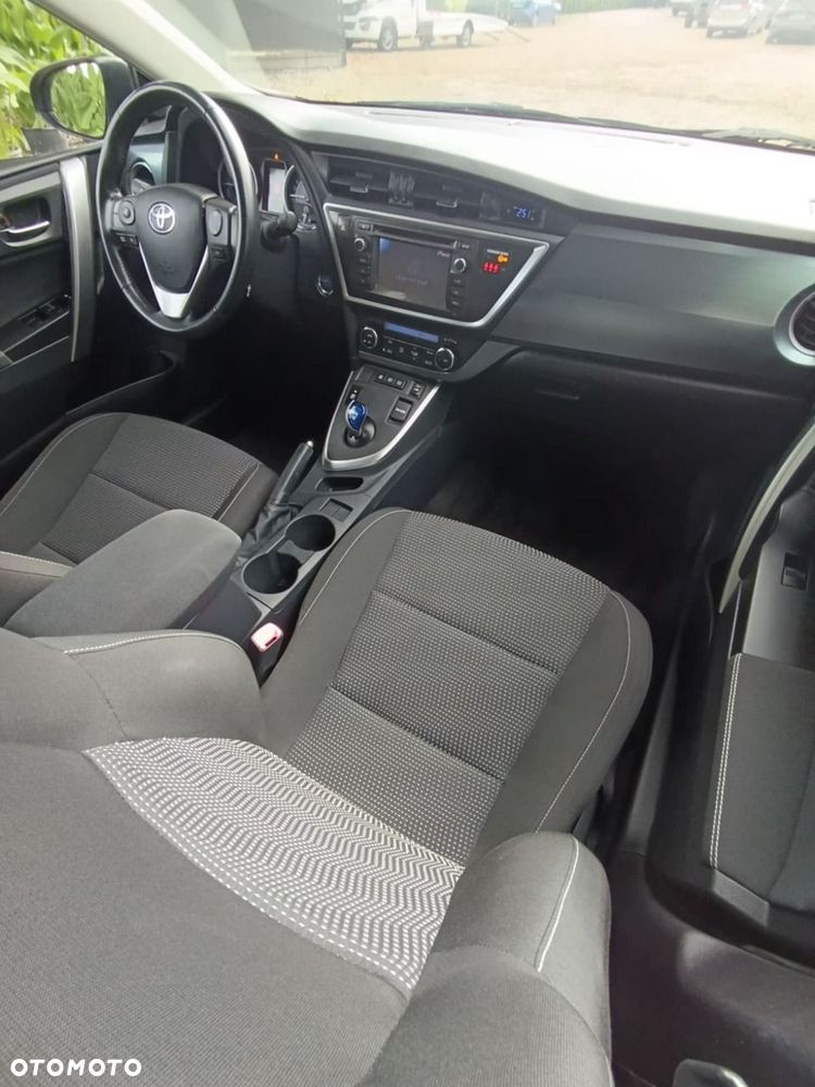 Toyota Auris - 17