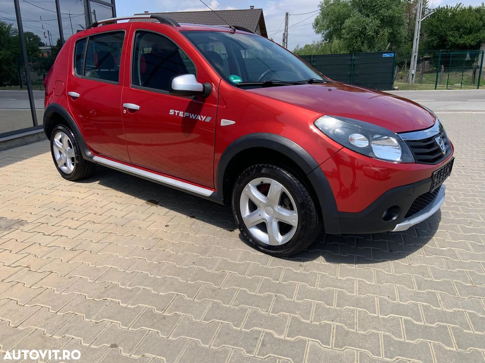 Dacia Sandero 1.6 16V Smile! - 1