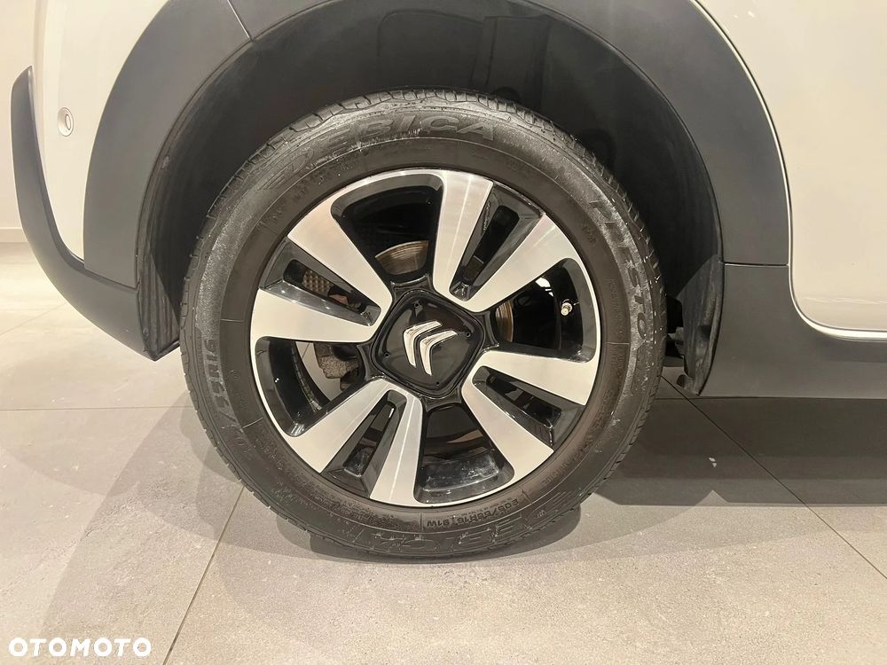 Citroën C3 1.2 PureTech Shine S&S - 8