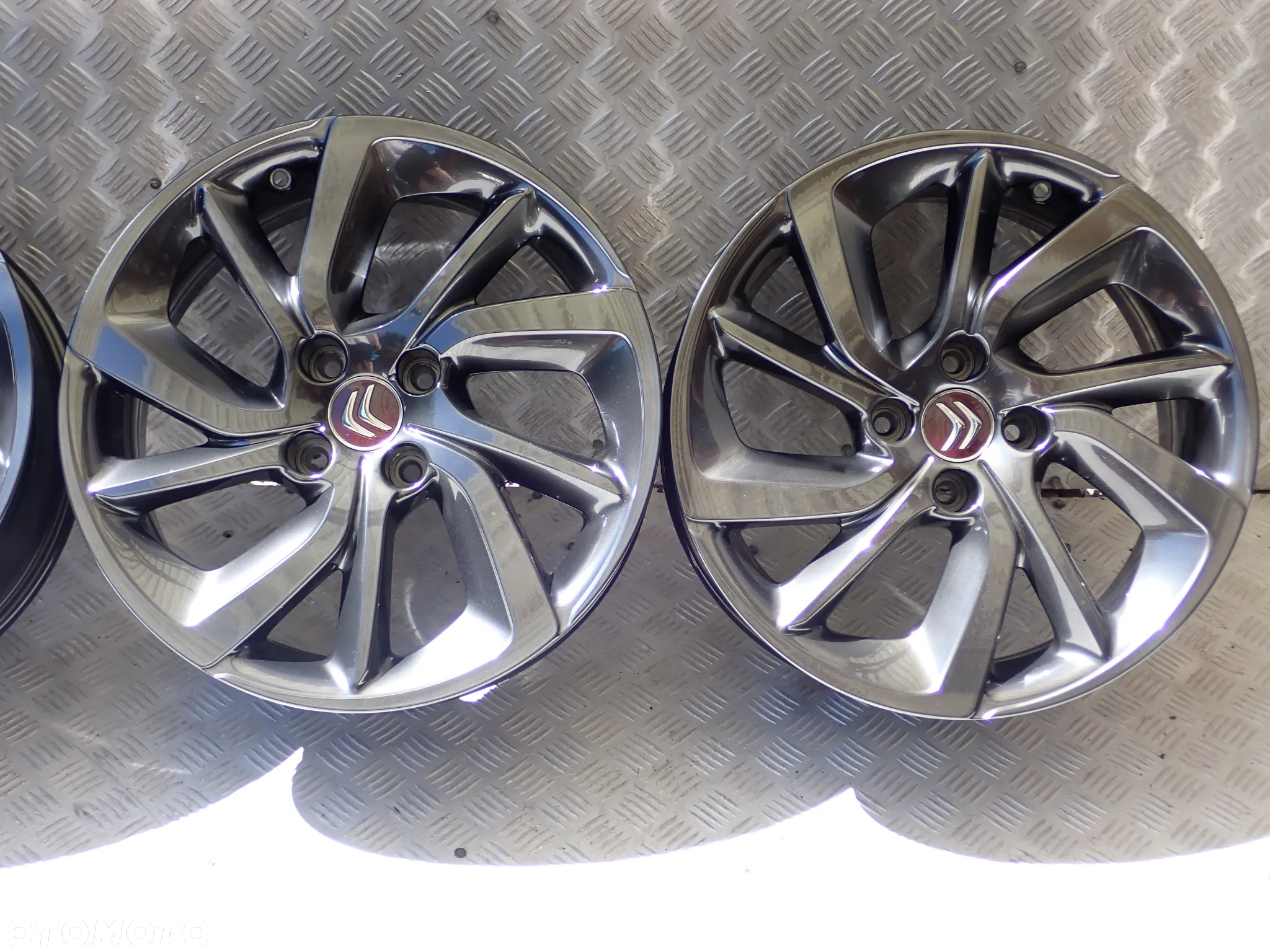 FELGI ALUMINIOWE CITROEN DS3 DS4 7JX17 ET 25 4X108 9805895877 2300 ZŁ - 2