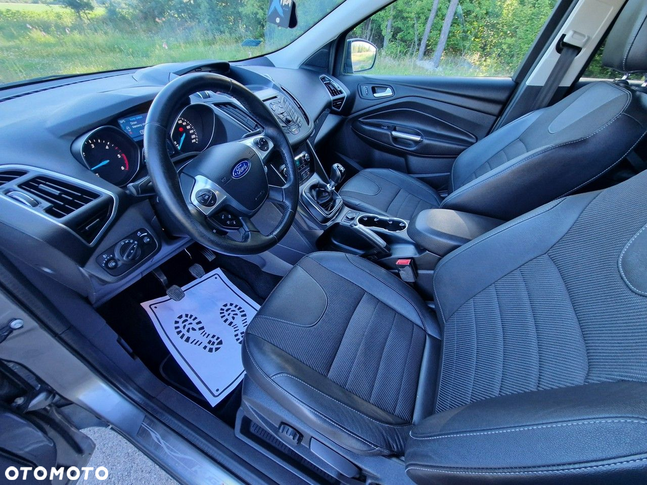 Ford Kuga - 17