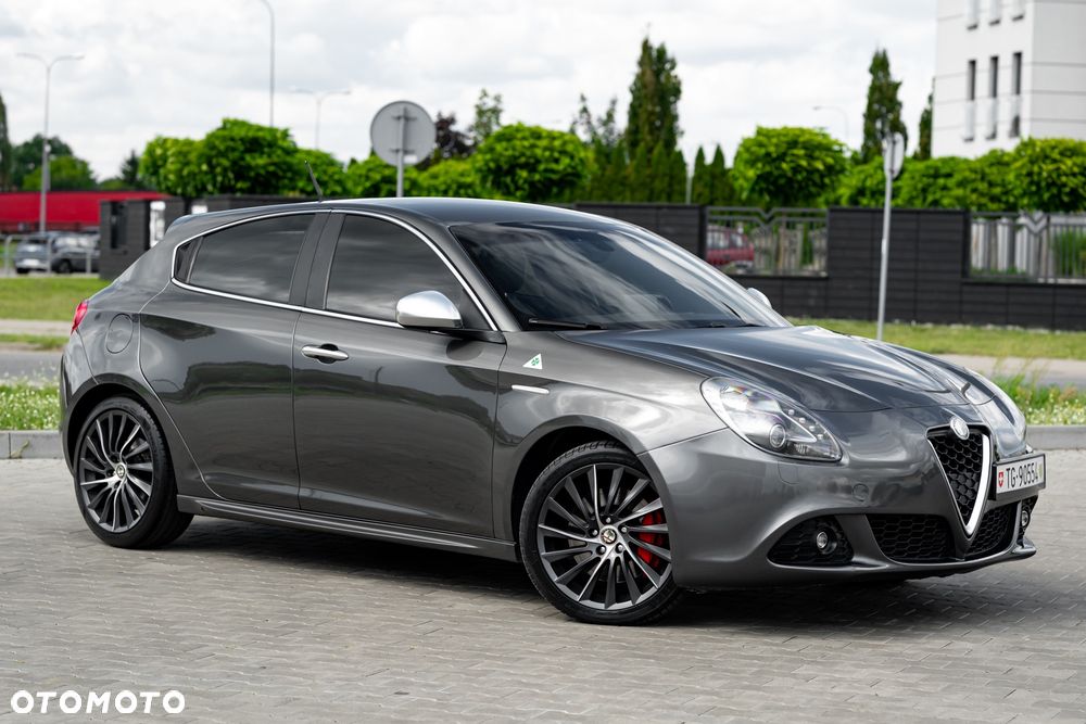 Alfa Romeo Giulietta 1.8 TBi 16V Quadrifoglio Verde - 4